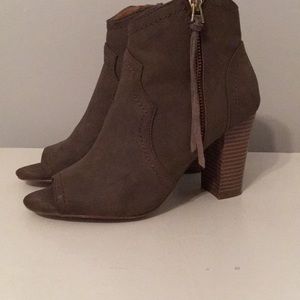 Women’s booties